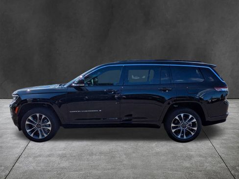 New 2025 Jeep Grand Cherokee L Overland w/ Luxury Tech Group IV image 7