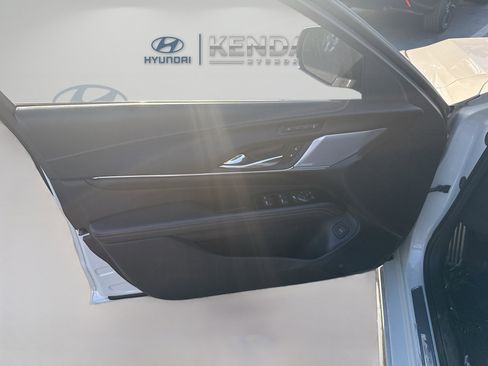 Used 2022 Cadillac CT4 V w/ LPO, ONYX Package image 18