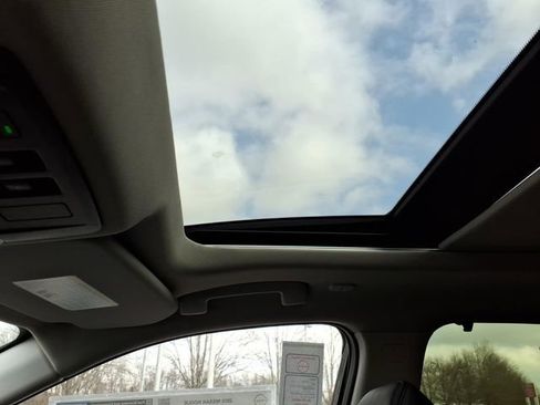 New 2026 Nissan Rogue Platinum image 14