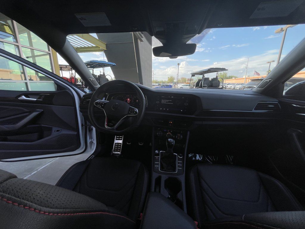Used 2024 Volkswagen Jetta GLI Autobahn w/ GLI Black Package FWD image 23