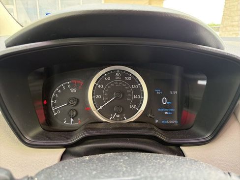 Used 2021 Toyota Corolla LE FWD image 9