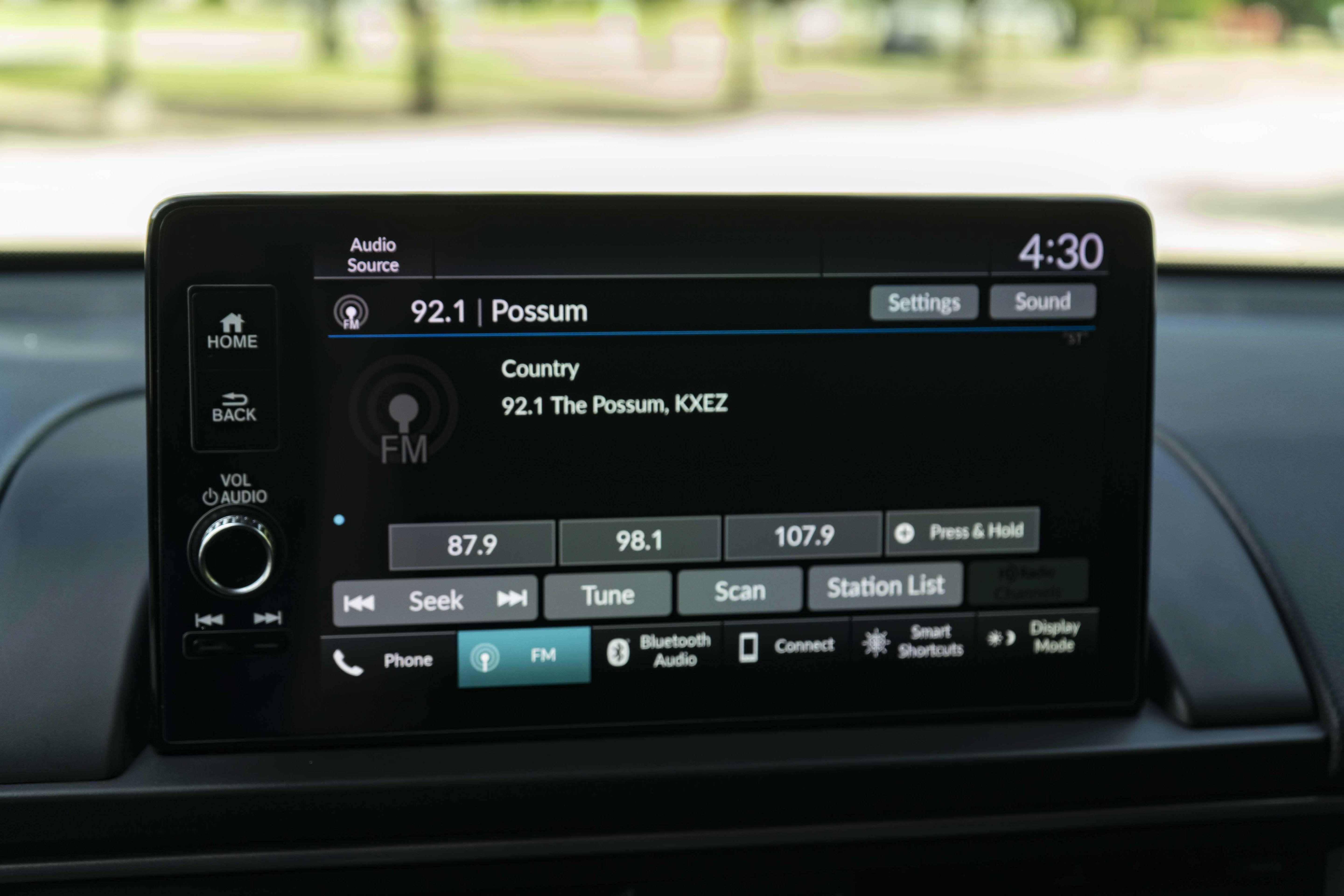 Used 2025 Honda Pilot EX-L image 31