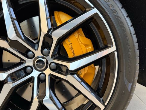New 2026 Volvo XC60 T8 Polestar image 13