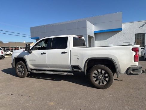 Used 2024 Chevrolet Silverado 2500 Custom w/ Custom Value Package image 24