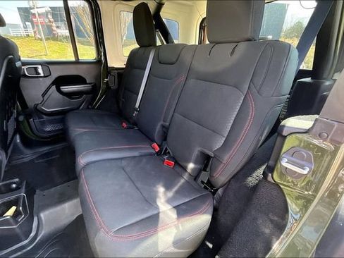Used 2021 Jeep Wrangler Unlimited Rubicon AWD/4WD image 19