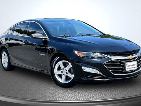 Used 2021 Chevrolet Malibu LS w/ LPO, Convenience Package 2 FWD image 3