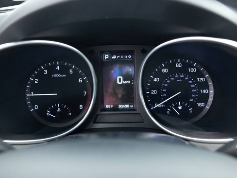 Used 2017 Hyundai Santa Fe Sport AWD/4WD image 33