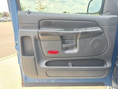 Used 2004 Dodge Ram 1500 Truck SLT w/ Sport Appearance Group AWD/4WD image 29
