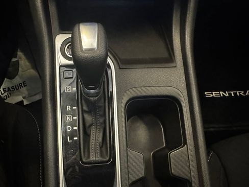 Used 2021 Nissan Sentra SV image 25