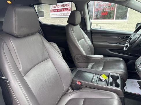 Used 2018 Honda Odyssey Touring image 8