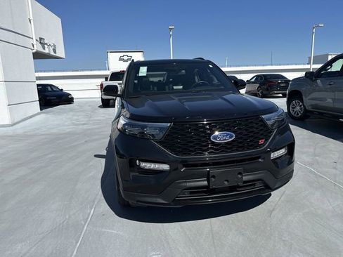 Used 2024 Ford Explorer ST w/ Equipment Group 401A image 39