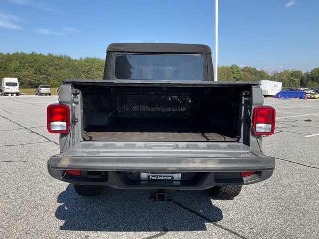 Used 2023 Jeep Gladiator Sport AWD/4WD image 15