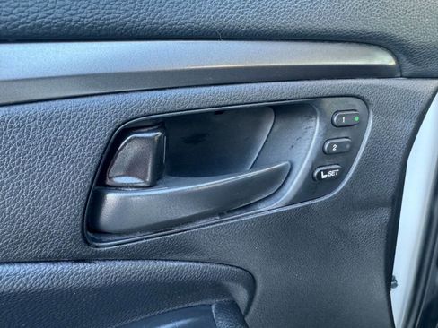 Used 2024 Honda Passport EX-L image 9