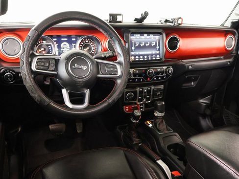 Used 2020 Jeep Gladiator Rubicon image 2