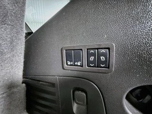 Used 2018 GMC Yukon Denali RWD image 42