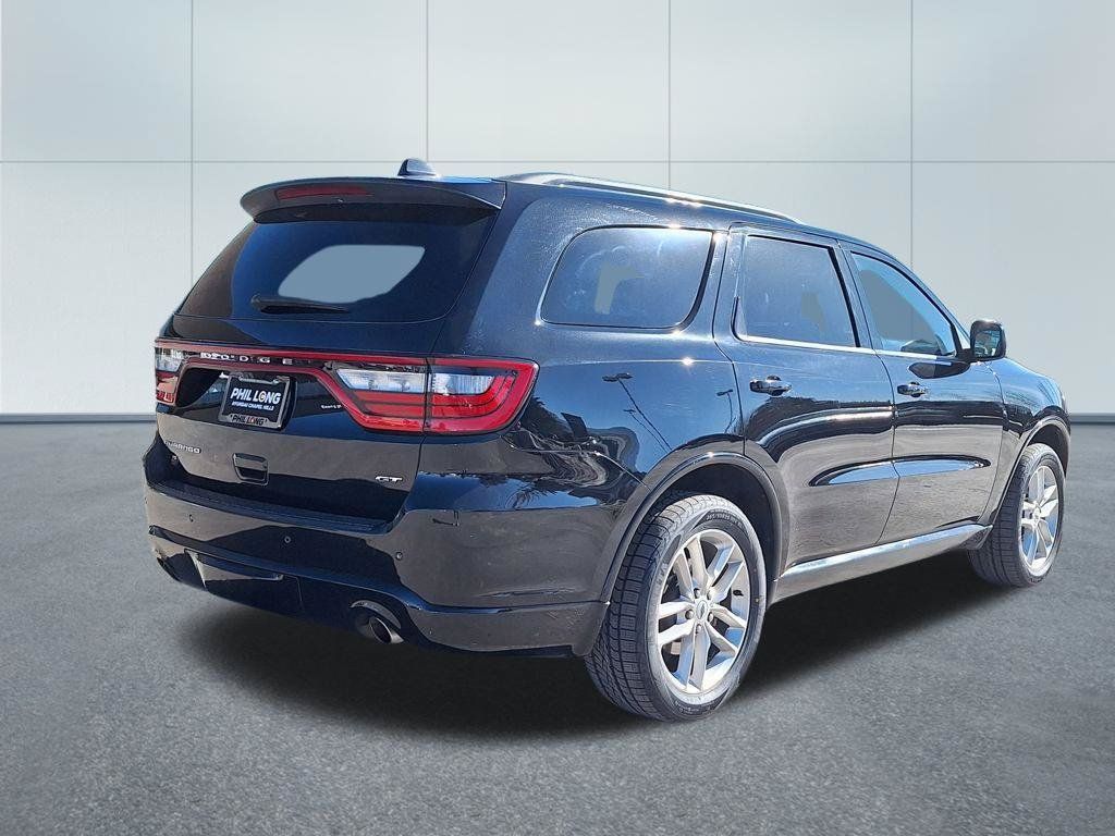 Used 2023 Dodge Durango GT AWD/4WD image 3