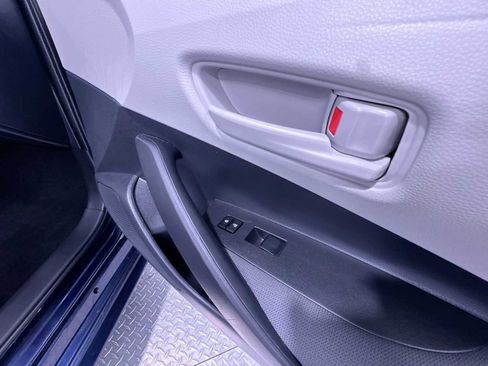 Used 2023 Toyota Corolla LE w/ LE Convenience Package FWD image 35