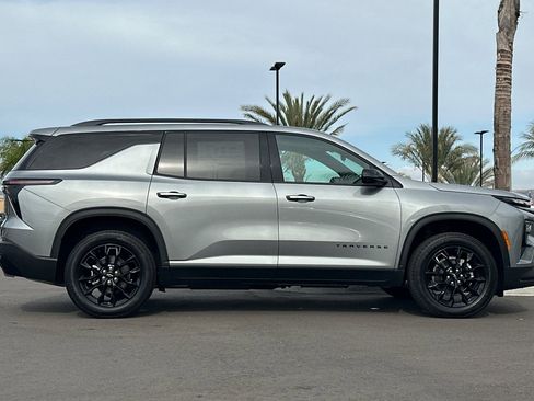 New 2026 Chevrolet Traverse LT w/ Midnight/Sport Edition image 3