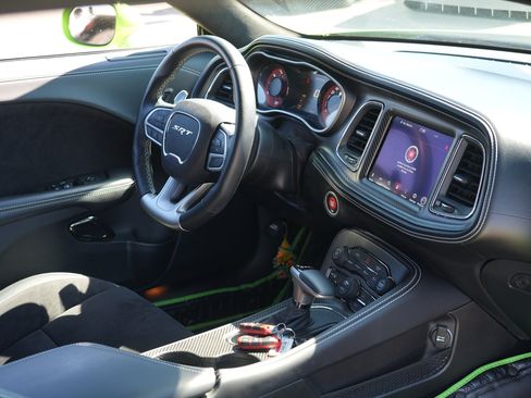 Used 2023 Dodge Challenger SRT Hellcat RWD image 31