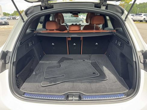 Used 2024 Mercedes-Benz GLC 300 4MATIC image 29