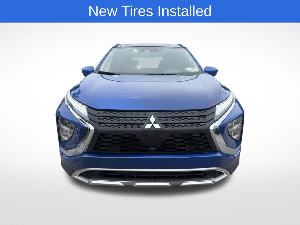 Used 2025 Mitsubishi Eclipse Cross SE AWD/4WD image 2