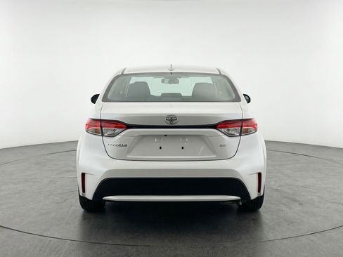 Used 2025 Toyota Corolla LE image 7