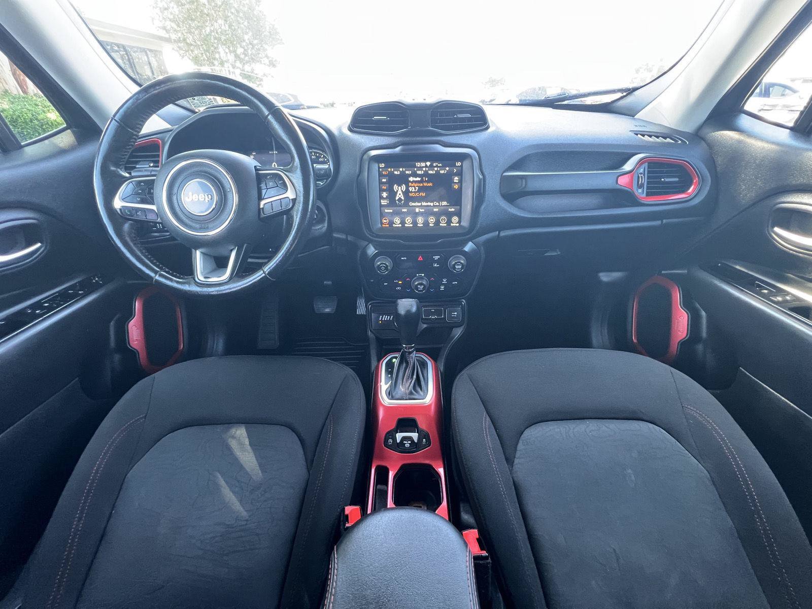 Used 2021 Jeep Renegade Trailhawk AWD/4WD image 36