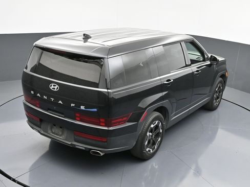 Used 2025 Hyundai Santa Fe SE image 34
