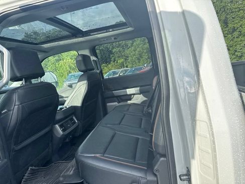 Used 2026 Ford F250 Lariat w/ Black Appearance Package AWD/4WD image 10