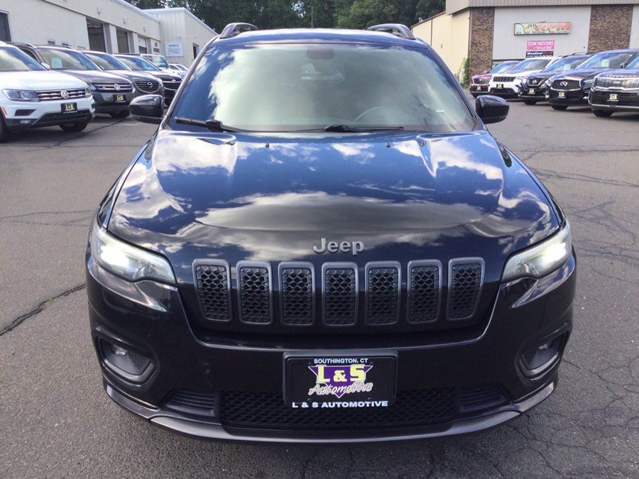 Used 2019 Jeep Cherokee High Altitude AWD/4WD image 3