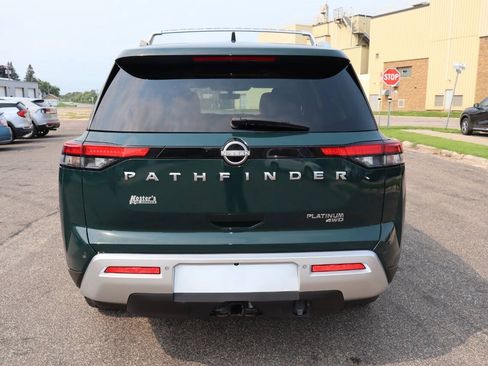 Used 2023 Nissan Pathfinder Platinum AWD/4WD image 10
