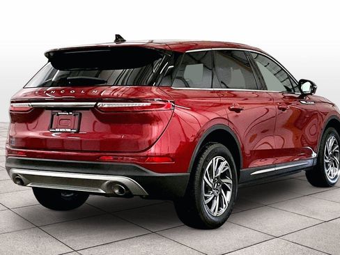 Used 2025 Lincoln Corsair Premiere w/ Equipment Group 101A image 11