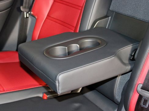 New 2026 Porsche Cayenne Coupe image 36