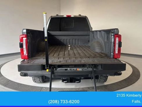 Used 2024 Ford F350 Lariat w/ Sport Appearance Package image 40