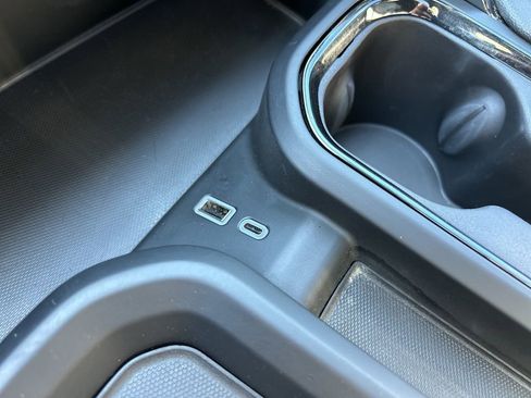 Used 2024 GMC Sierra 2500 AT4 w/ AT4 Premium Plus Package image 42