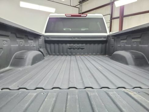 Used 2025 GMC Sierra 2500 SLT w/ SLT Convenience Package AWD/4WD image 47