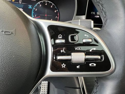 Used 2022 Mercedes-Benz GLC 300 4MATIC Coupe image 15