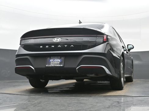 Used 2025 Hyundai Sonata SE image 29
