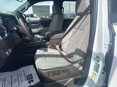 New 2026 GMC Yukon XL Elevation w/ LPO, Get Active Package image 12