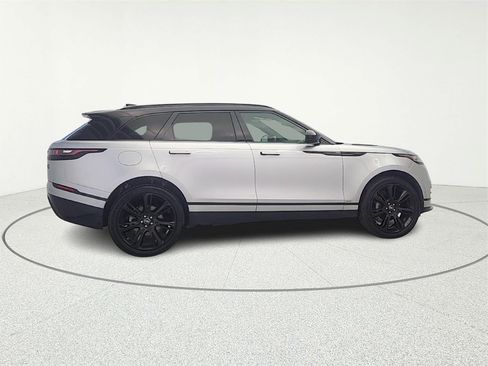 Used 2019 Land Rover Range Rover Velar R-Dynamic SE image 8