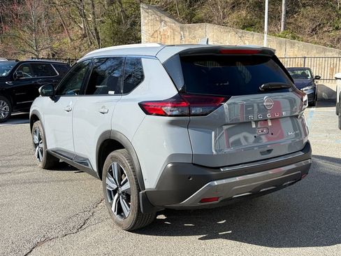 Used 2023 Nissan Rogue SL w/ SL Premium Package AWD/4WD image 4