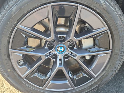 Used 2024 BMW i4 eDrive40 w/ Premium Package RWD image 13