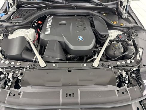 Used 2024 BMW 530i xDrive w/ Premium Package image 43