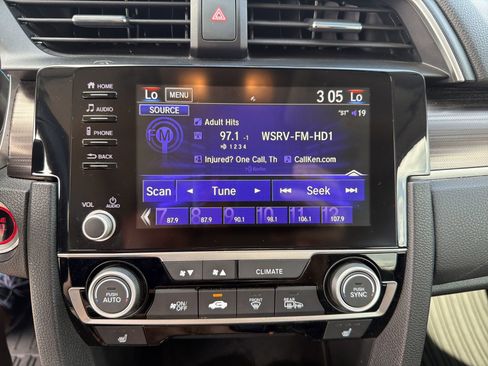 Used 2021 Honda Civic EX image 5