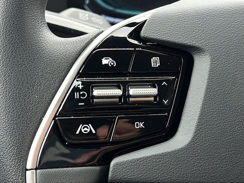 New 2026 Kia Niro LX FWD image 18
