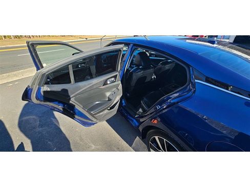 Used 2022 Nissan Maxima SV w/ Floor Mat Group image 5