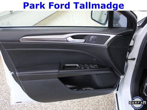 Used 2020 Ford Fusion SEL image 11