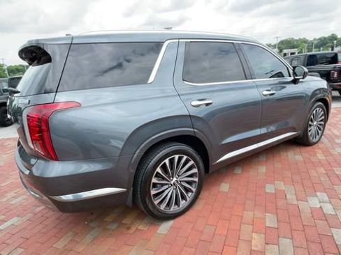 Used 2024 Hyundai Palisade Calligraphy FWD image 9