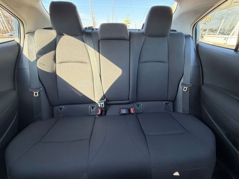 Used 2025 Toyota Corolla LE image 39