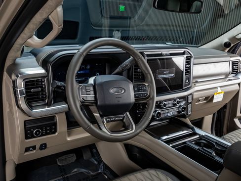 Used 2026 Ford F350 Platinum w/ Platinum Plus Package AWD/4WD image 17